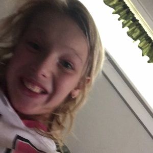 Meet your Posher, Nico